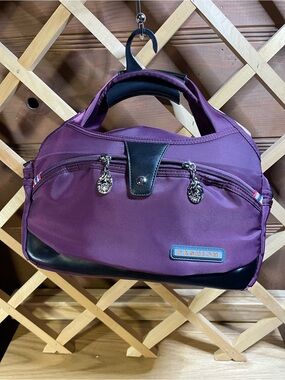NWT Purple Travel Companion/ Adjustable Crossbody/ 5 compartment Shoulder Bag
